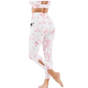 Fabletics Yoga Leggings Bra Set